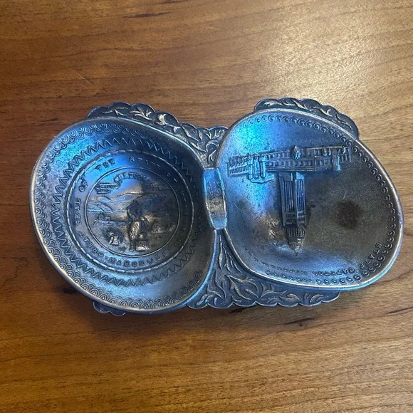 Antique Lincoln Nebraska Tray - Picture 3 of 5